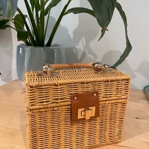 Stylish Zara hand bag with gold metal shoulder chain strap